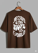 Camiseta Oversized – “Jesus Is The Hope Of The World” (4 Cores Disponíveis)